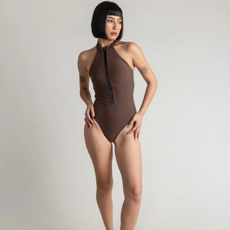 Sphyrna 削肩連身露背款